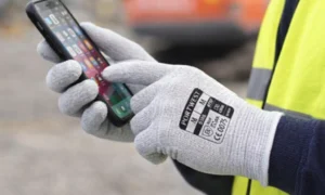 Kosketusnäyttökäsineet