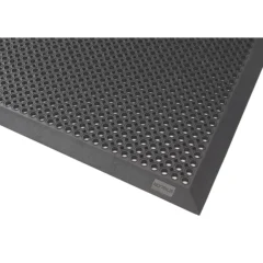 Oct-O-Flex Bevelled™ 599B Notrax viistetty ulkokäyttöinen sisäänkäyntimatto Musta