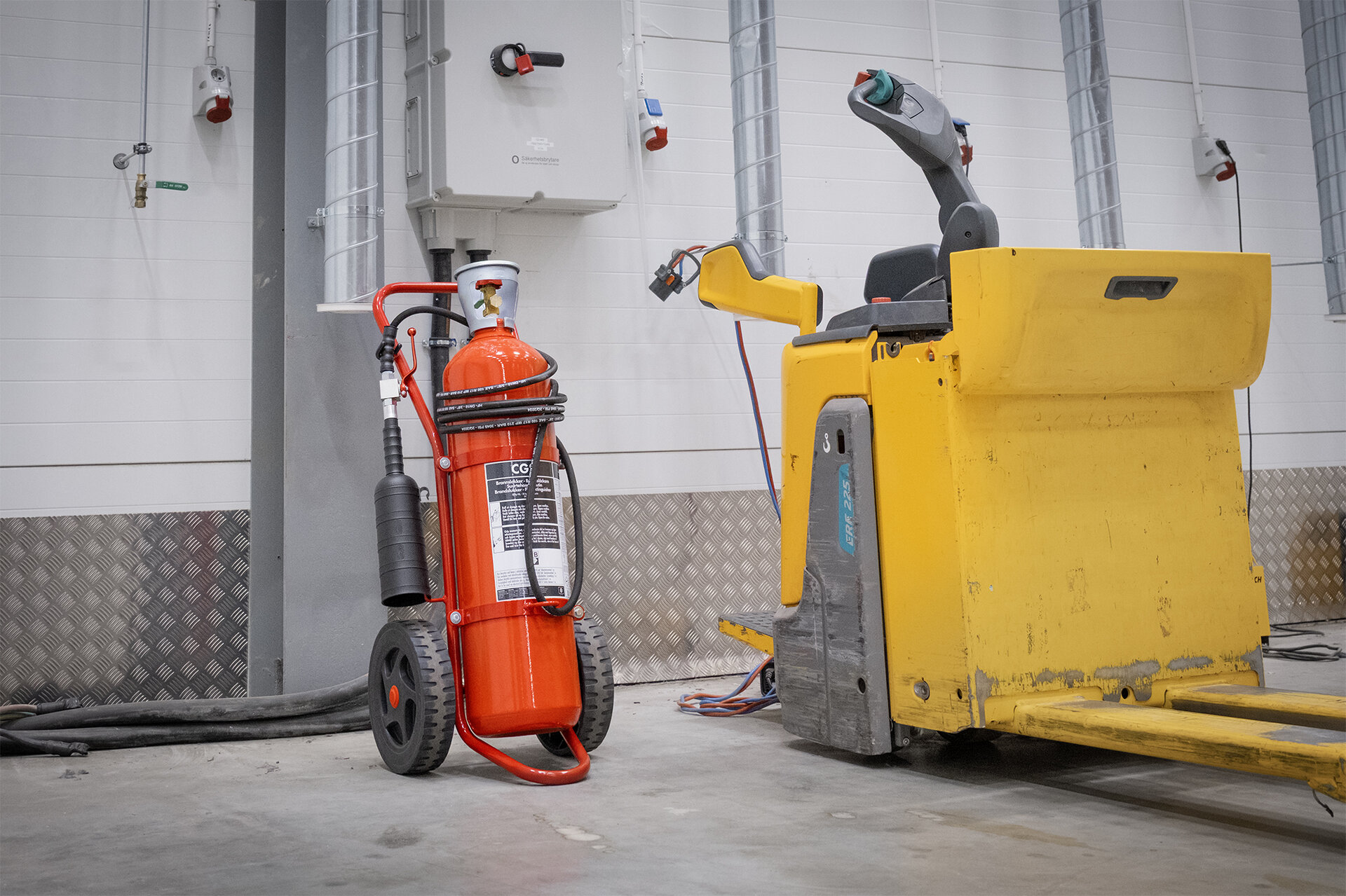 CGS 20 kg hiilidioksidisammutin, KA20CA-A - Image 2