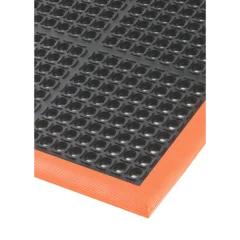 Safety Stance™ 549 Notrax modulaarinen kumimatto Musta/Oranssi huomioväri